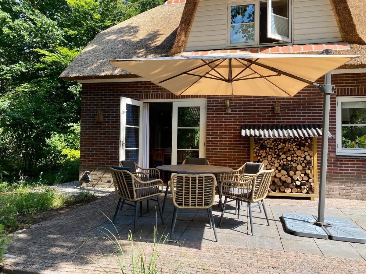 Huisje Aan De Bosrand - Veluwe Epe Exteriör bild