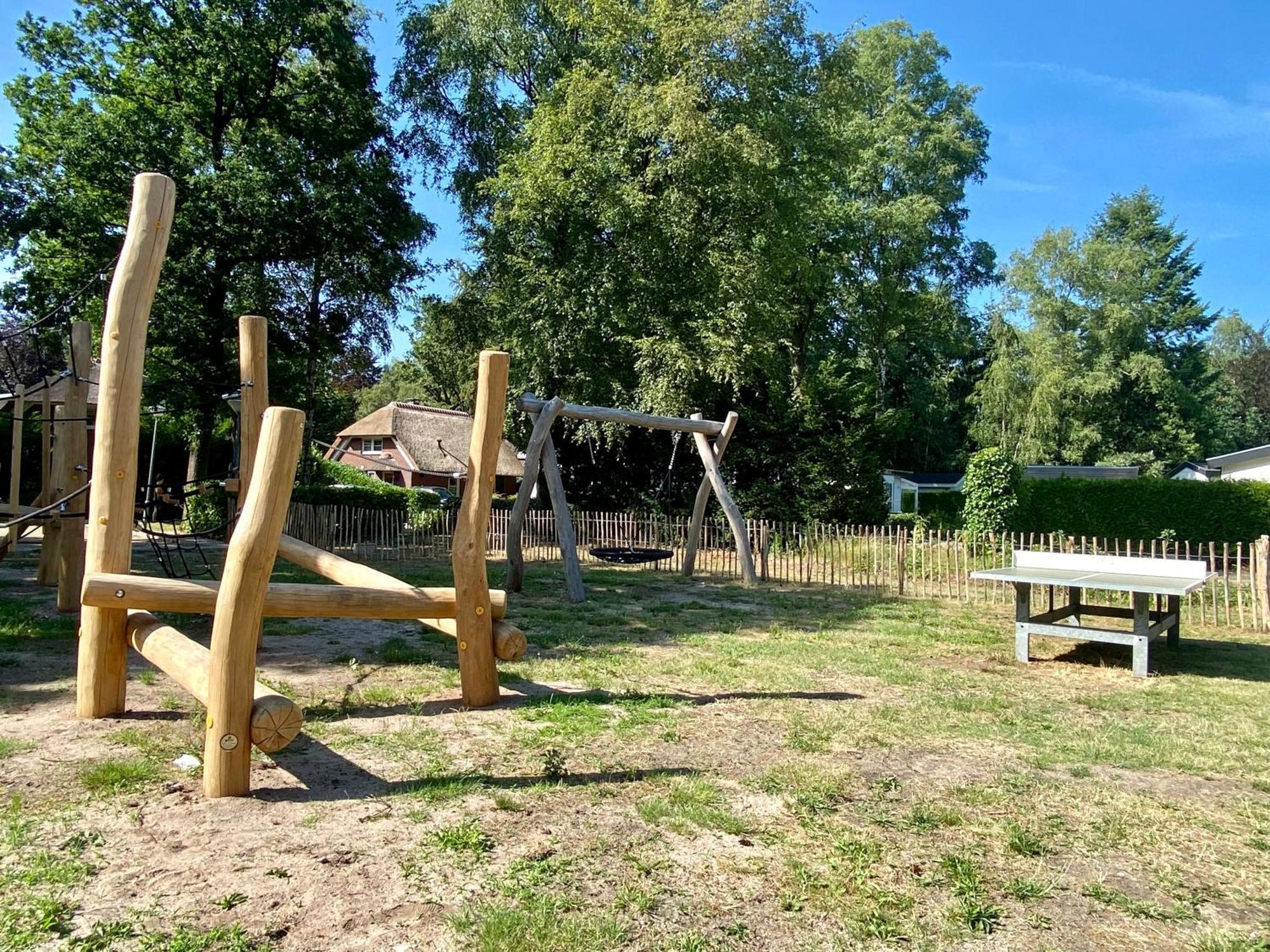 Huisje Aan De Bosrand - Veluwe Epe Exteriör bild